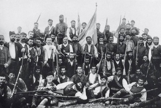 Giritliler Yunanistan’ı neden sevmez?