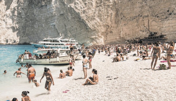 Yunanistan'ın turizm gelirinde 2030 yılına kadar yüzde 50 artış bekleniyor