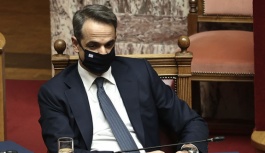 Başbakan Mitsotakis enerji maliyetini düşürmek için yeni önlemler açıkladı