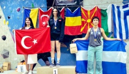 Türk milli dağcılar Atina'da 6 madalya aldı