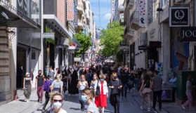 Yunanistan'da Kovid-19 vakalarında artış gözlemlenebilir